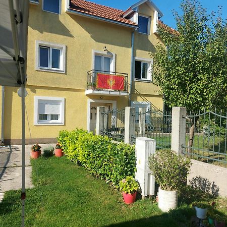 Lucic Guesthouse Cetinje Exteriér fotografie